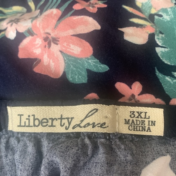 💛 Liberty Love Floral Maxi Dress with Side Thigh High Slits - Picture 5 of 7